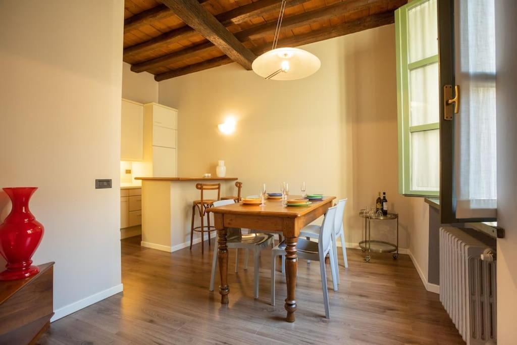 Appartamento Roma 55 มานโตวา ภายนอก รูปภาพ